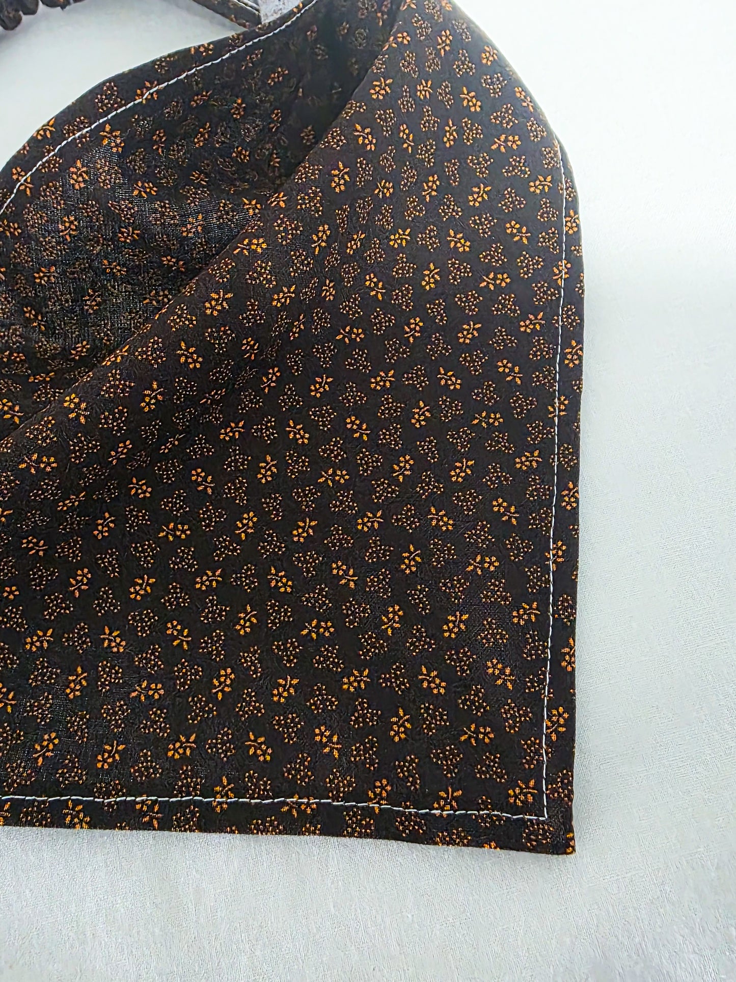 Brown Autumn Leaf Print Elastic Hair Bandana