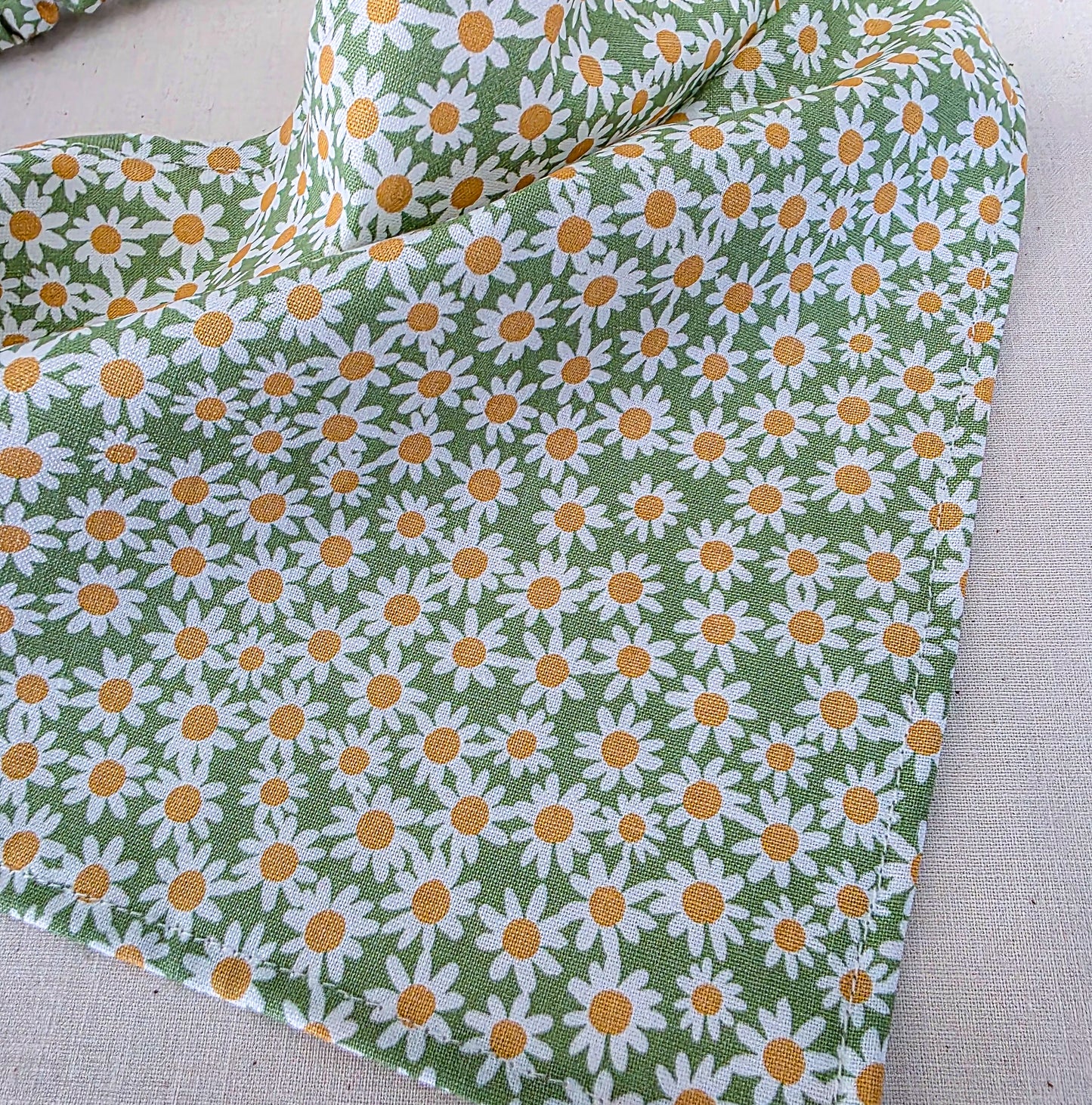Green Daisy Floral Print Cotton Elastic Hair Bandana