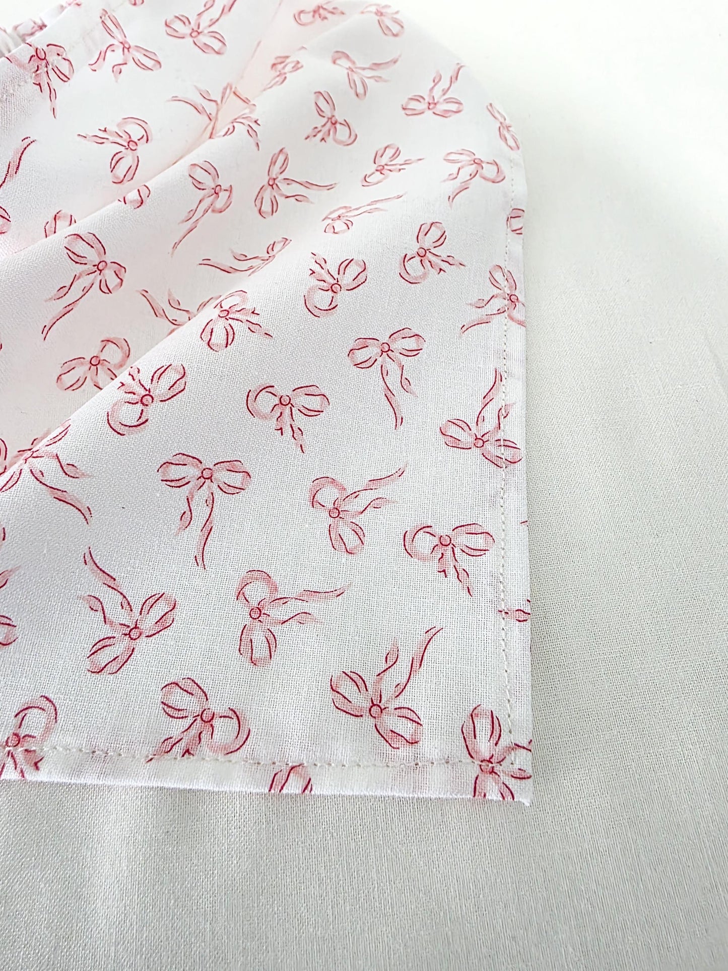 Coquette Pink Bow Print Elastic Hair Bandana