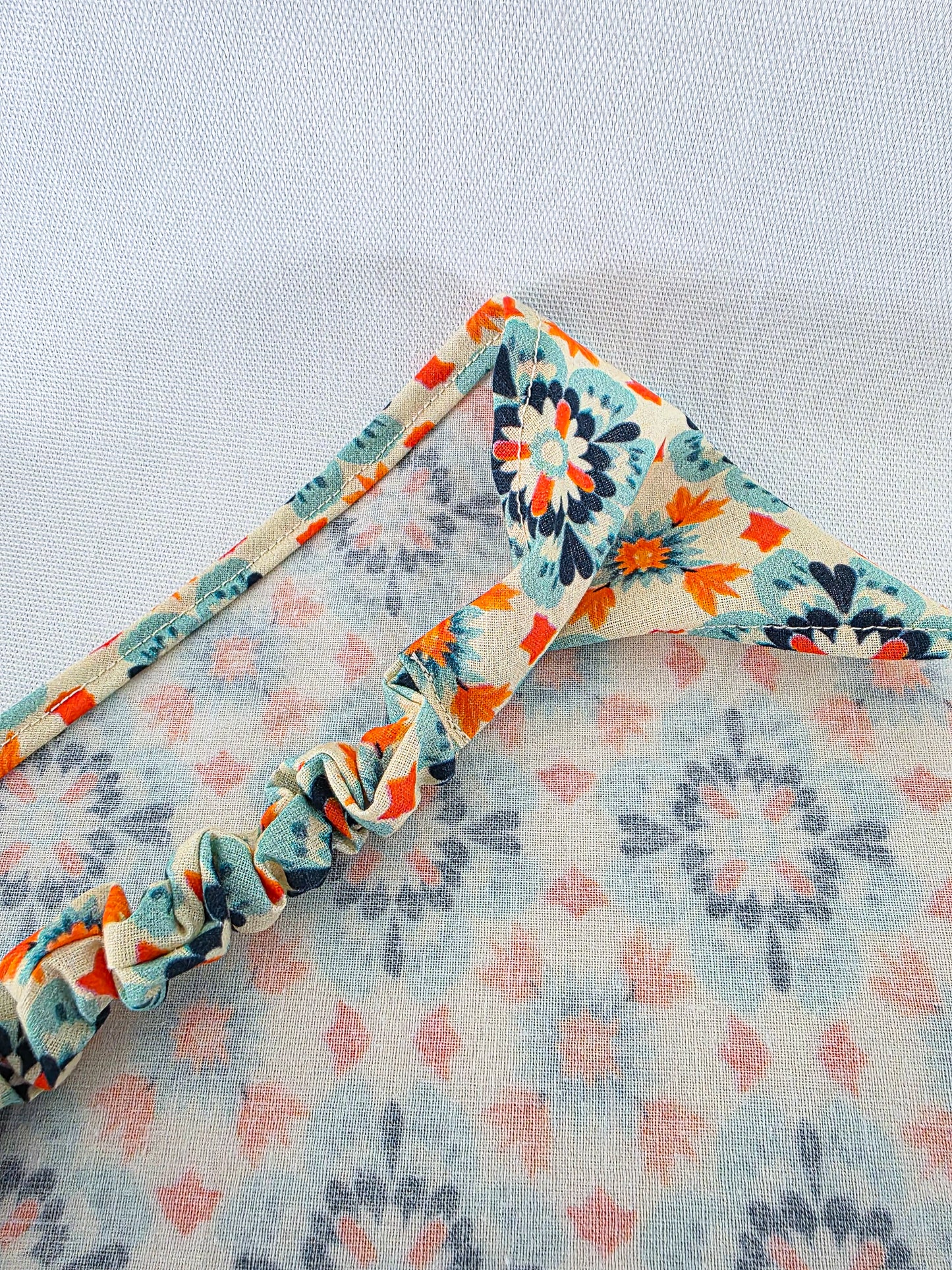 Retro Tile Inspire Print Elastic Hair Bandana